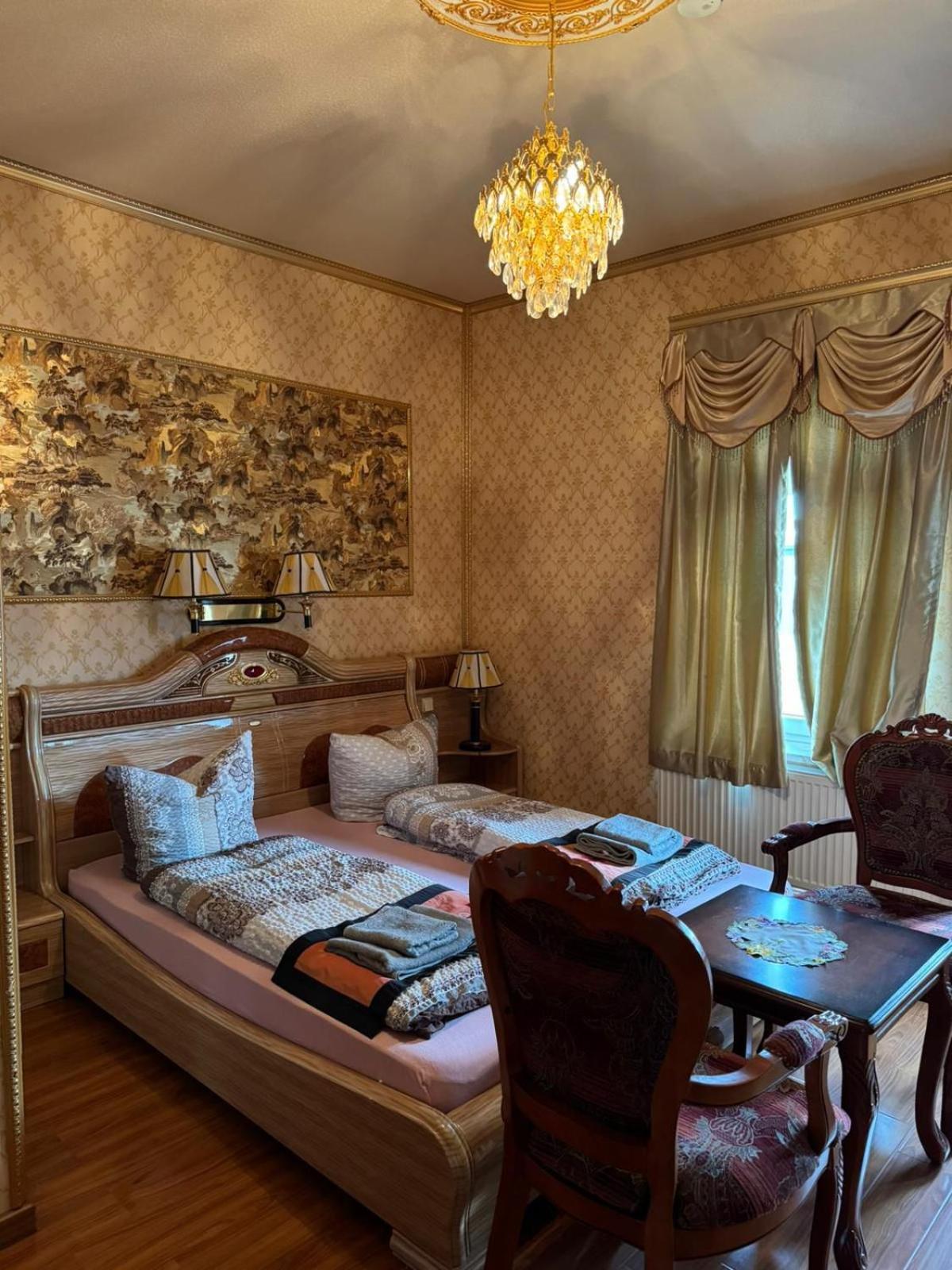 Hotel Com Viet Oschatz エクステリア 写真